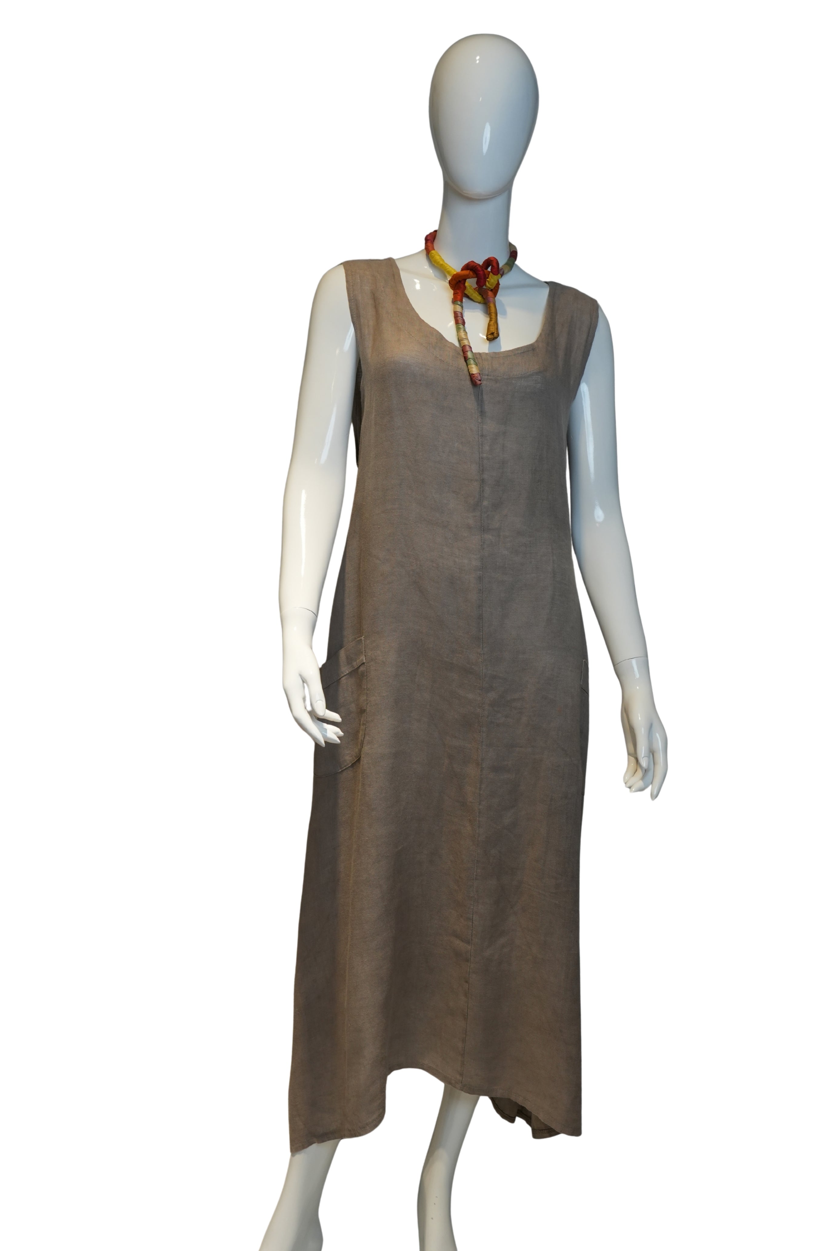 Vestido Lino “Arena Envolvente” – Greige (taupe)