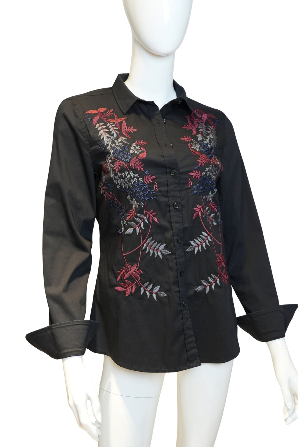 Camisa Negra Bordada “Jardín Nocturno” (segunda mano · excelente estado)