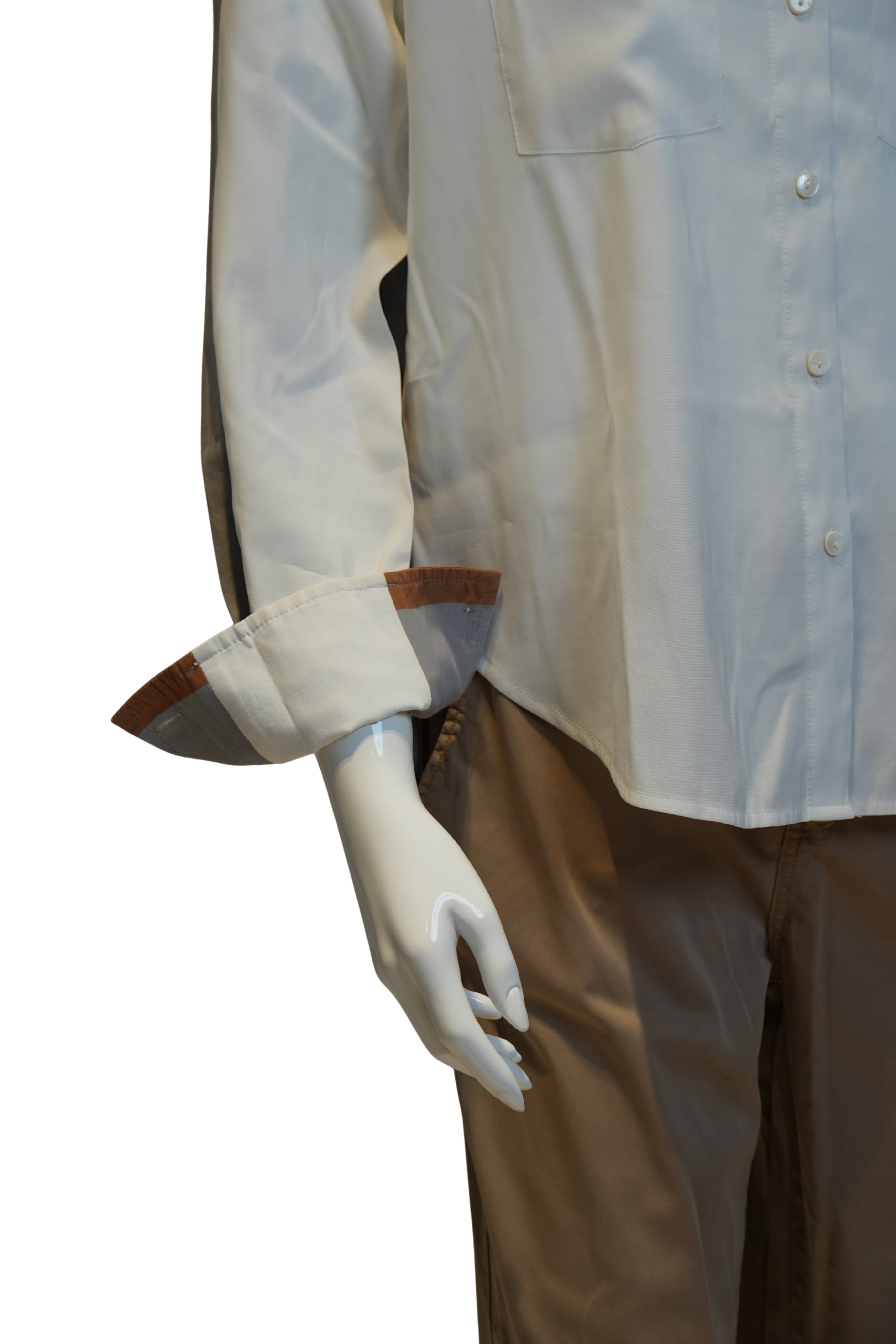 Camisa Blanca “Puño Camel” (segunda mano · excelente estado)