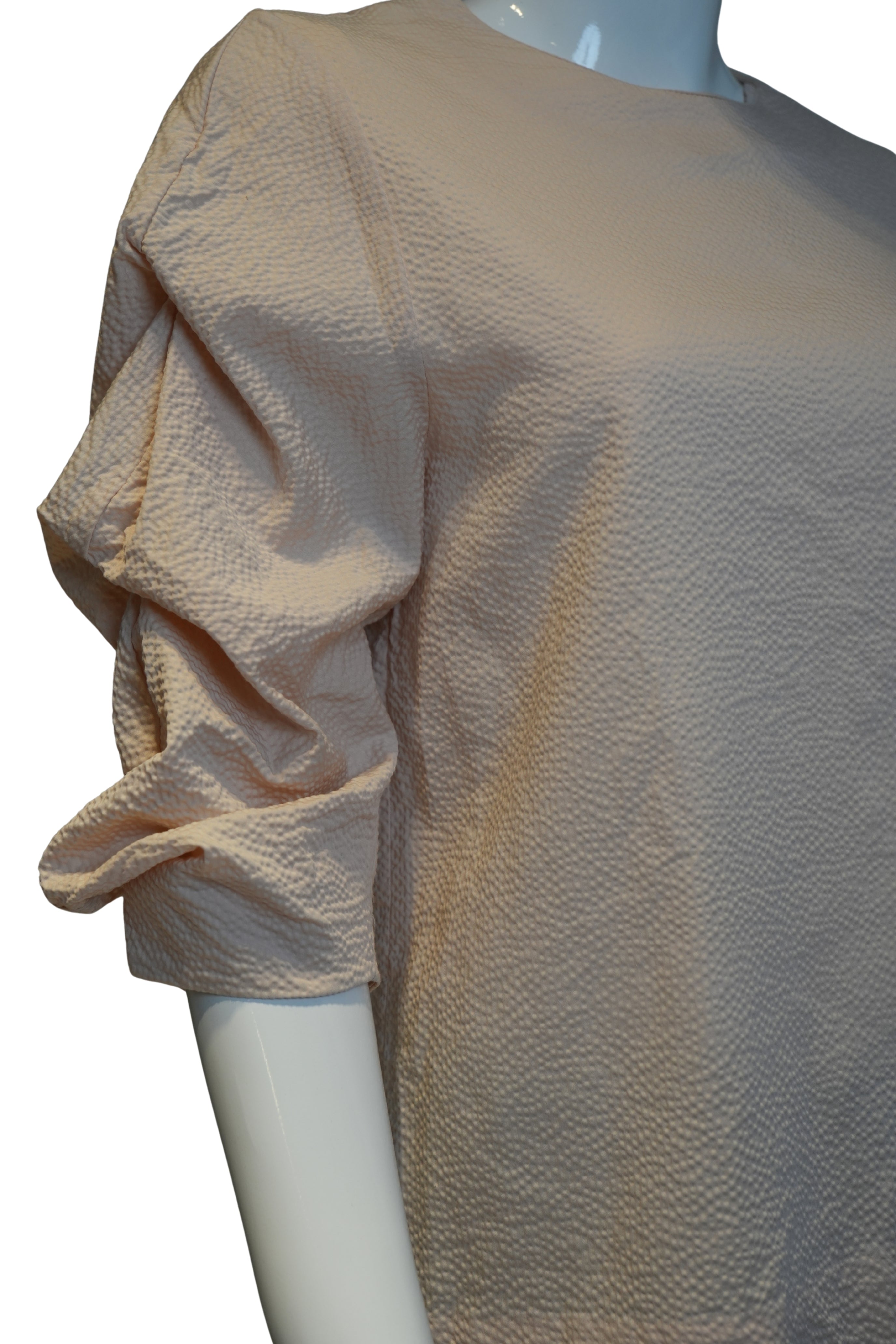 Blusa COS “Textura Nube” – Rosa Pastel