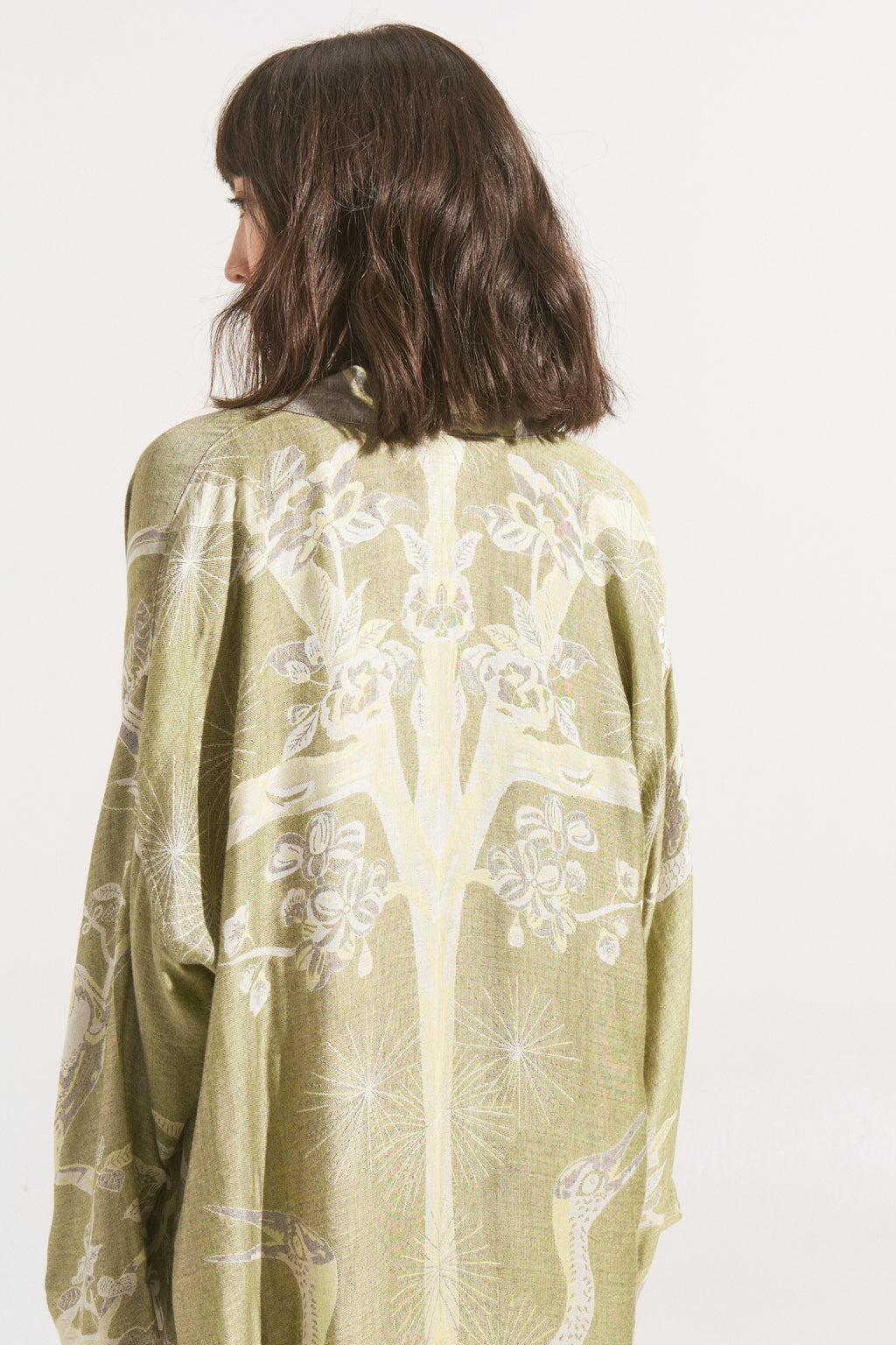 Kimono Largo Olive Serenity – Cashmere & Seda Estampado