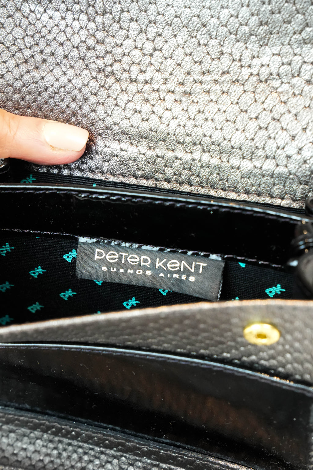 Clutch Peter Kent Mini – Charol Negro